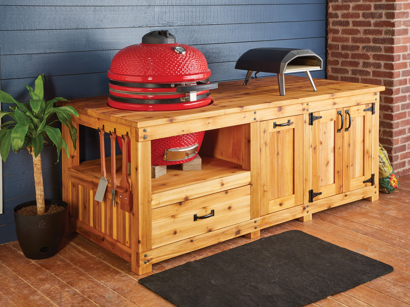 Outdoor Kitchen