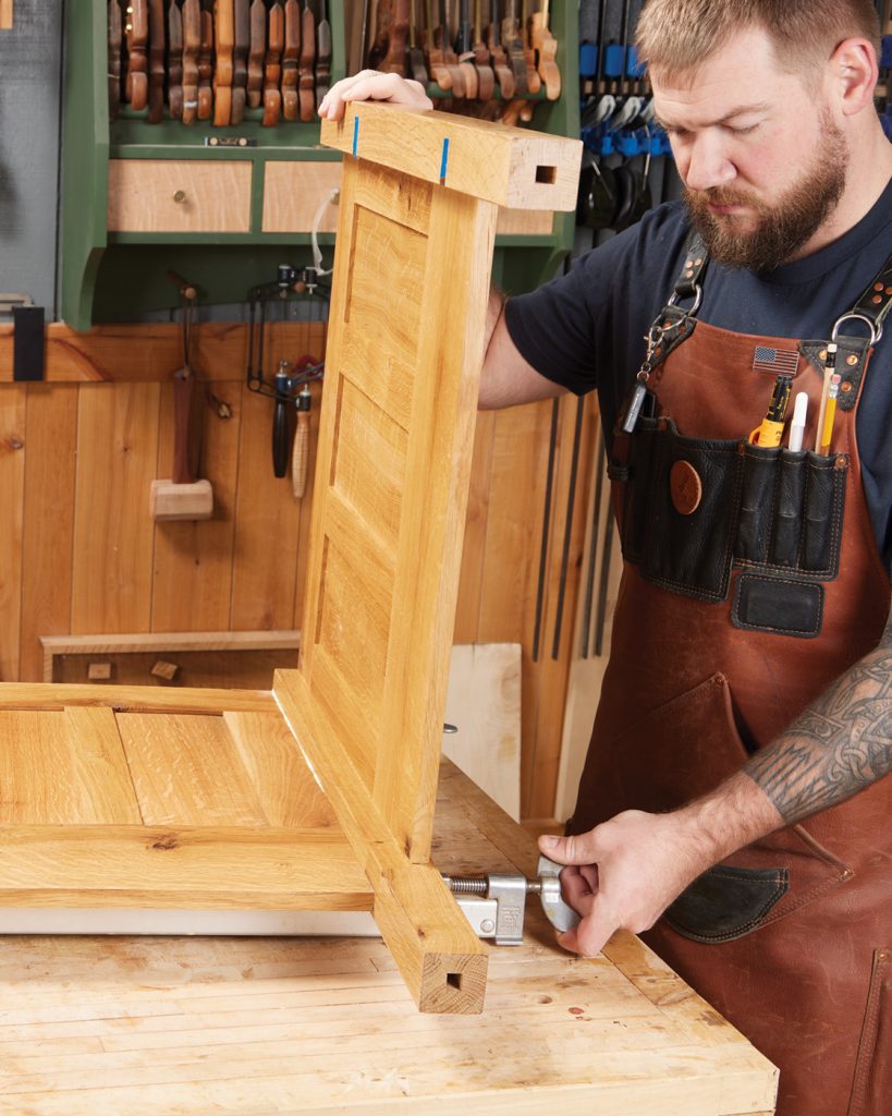 Craftsman Desk | Popular Woodworking